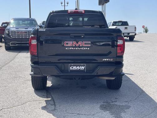2023 GMC Canyon AT4