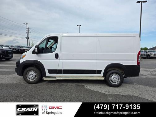 Bright White Clearcoat 2025 RAM ProMaster 2500 Tradesman