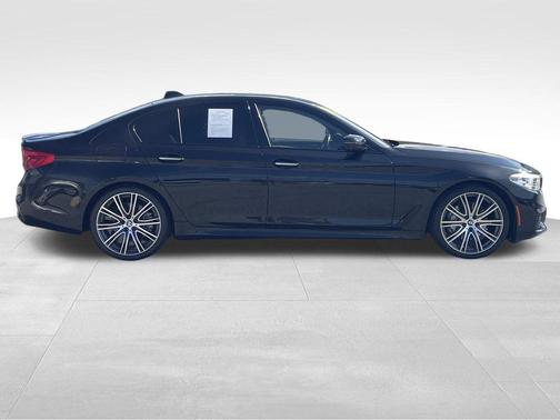 2018 BMW 540 540i