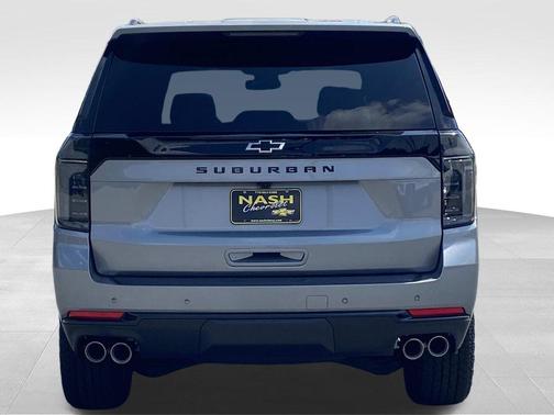 2025 Chevrolet Suburban 4WD Z71