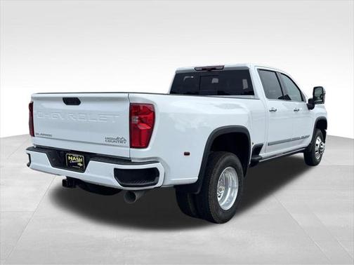 2025 Chevrolet Silverado 3500 High Country