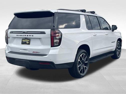 2023 Chevrolet Suburban RST