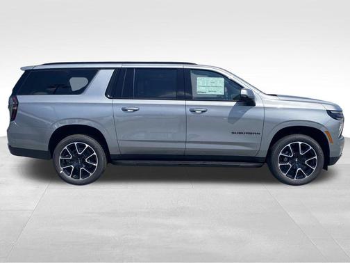 2025 Chevrolet Suburban RST
