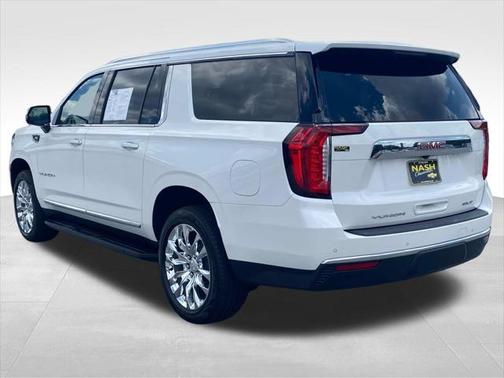 2021 GMC Yukon XL SLT