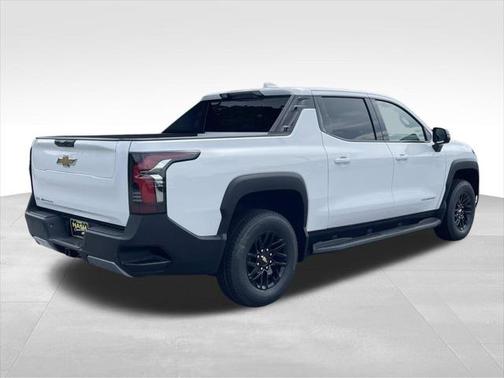 2025 Chevrolet Silverado EV LT