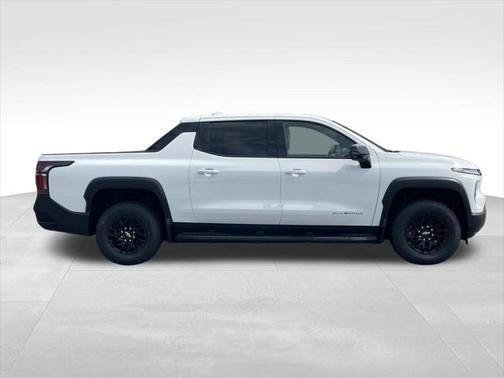 2025 Chevrolet Silverado EV LT