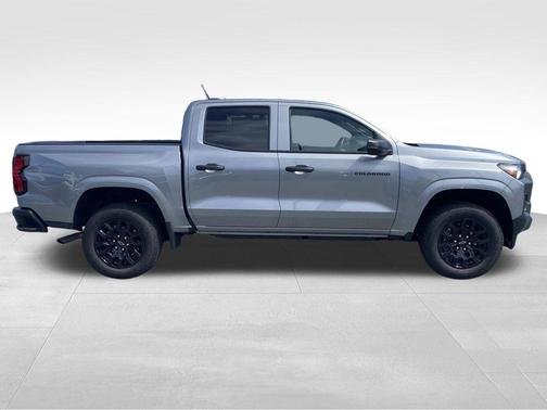 2025 Chevrolet Colorado WT
