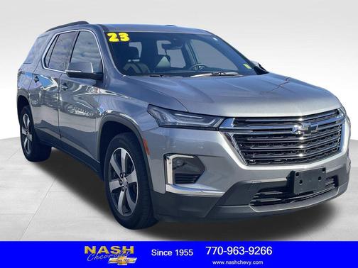 2023 Chevrolet Traverse LT Leather