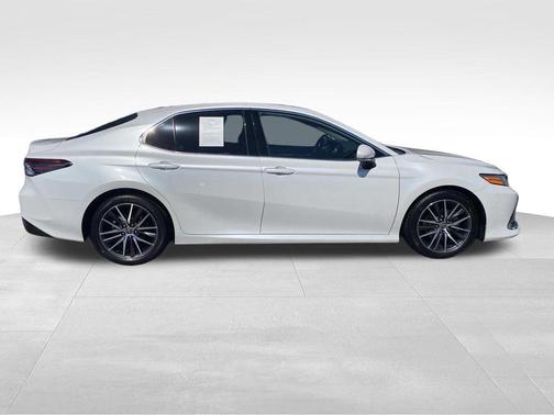 2021 Toyota Camry XLE