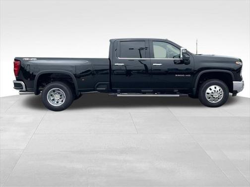 2025 Chevrolet Silverado 3500 LTZ