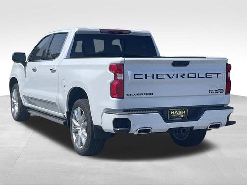 Polar White Tricoat 2026 Chevrolet Silverado 1500 High Country