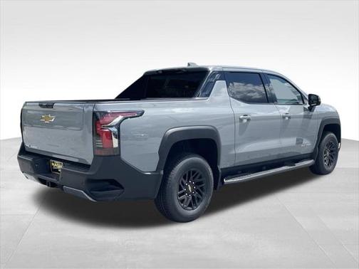 2025 Chevrolet Silverado EV LT