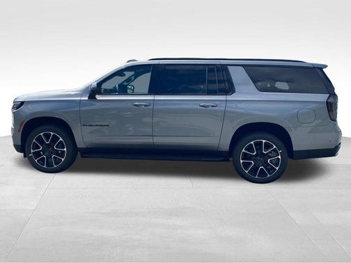 2025 Chevrolet Suburban RST