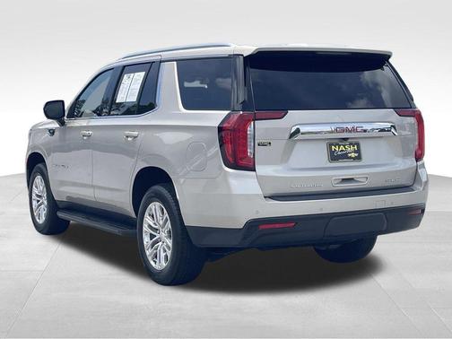 Pearl Beige Metallic 2023 GMC Yukon SLE