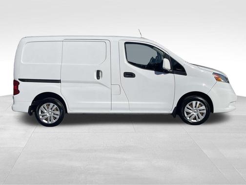 2021 Nissan NV200 SV