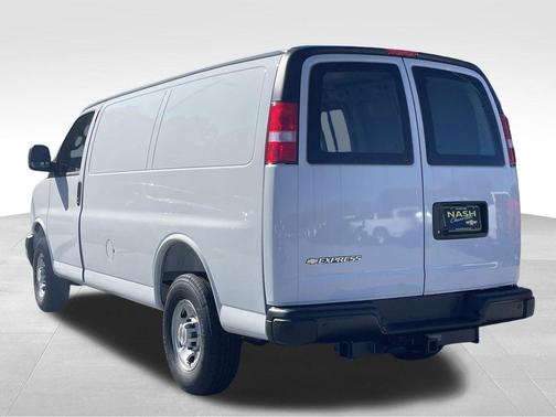 2025 Chevrolet Express 2500 RWD 2500 Regular Wheelbase WT