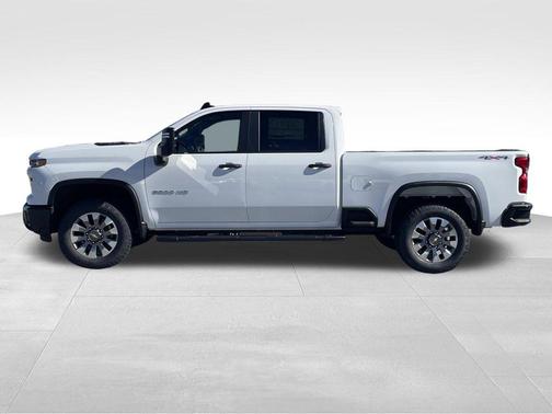 2026 Chevrolet Silverado 2500 Custom