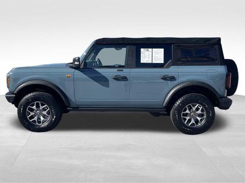 2021 Ford Bronco Badlands