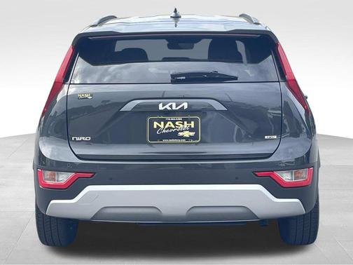Graphite Gray 2023 Kia Niro EX