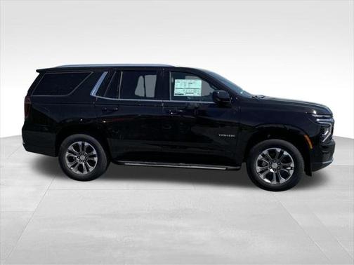 2025 Chevrolet Tahoe LS