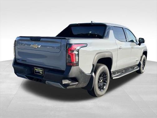 2025 Chevrolet Silverado EV LT
