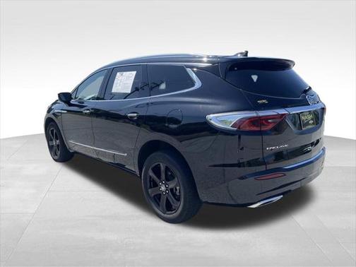 2024 Buick Enclave Essence FWD