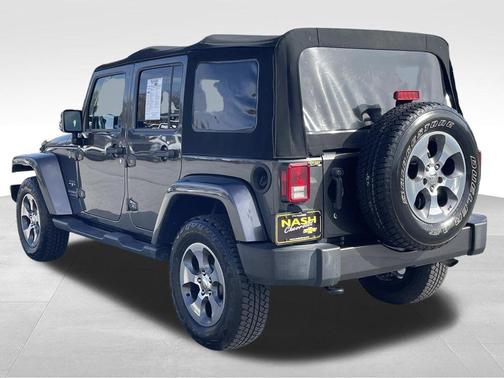 2017 Jeep Wrangler Unlimited Sahara