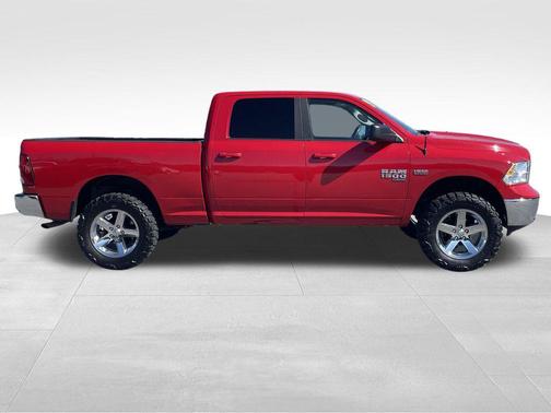 2019 RAM 1500 SLT