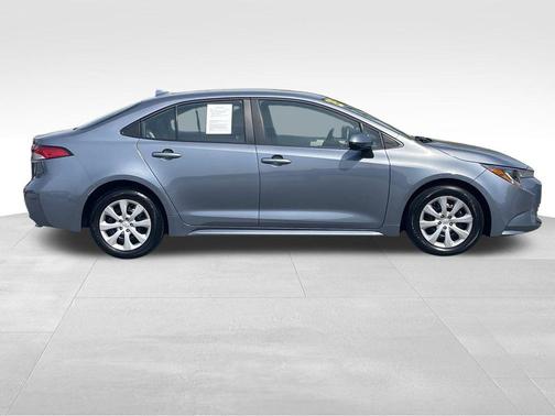 Celestite 2025 Toyota Corolla LE