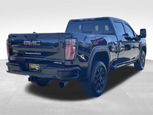 2024 GMC Sierra 2500 AT4