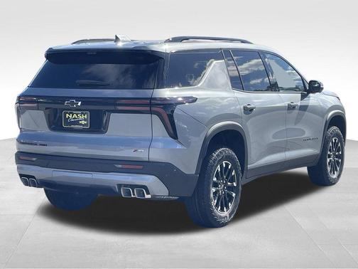 Sterling Gray Metallic 2026 Chevrolet Traverse AWD Z71