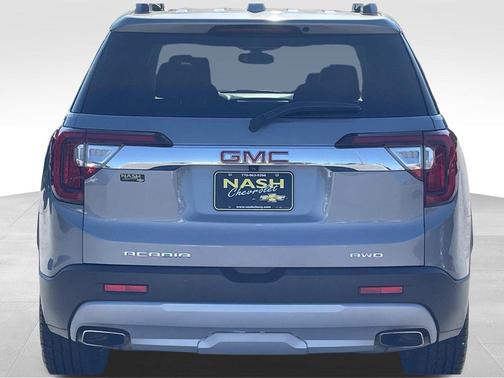 2023 GMC Acadia AWD SLT