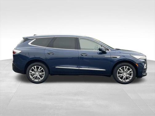 2022 Buick Enclave FWD Essence