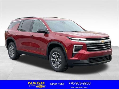 2025 Chevrolet Traverse LT