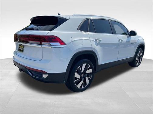 2025 Volkswagen Atlas Cross Sport 2.0T SE w/Technology