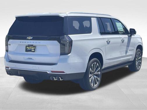 Polar White Tricoat 2026 Chevrolet Suburban High Country, 4WD