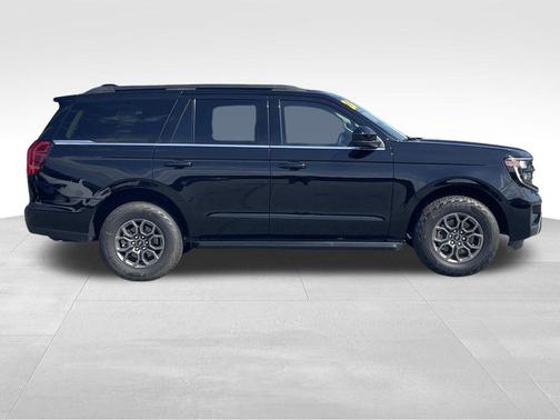 AGATE BLACK METALLIC 2026 Ford Expedition Active