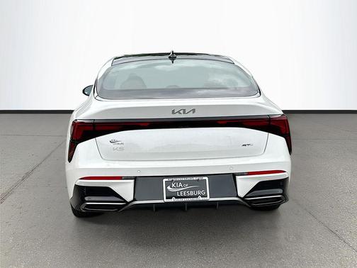 Snow White Pearl 2026 Kia K5 GT-Line FWD