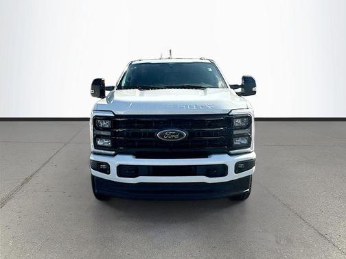 Star White Metallic Tri-Coat 2024 Ford F-250 Lariat