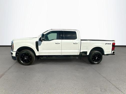 Star White Metallic Tri-Coat 2024 Ford F-250 Lariat