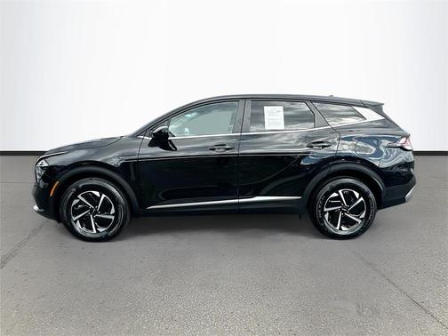 2024 Kia Sportage Hybrid LX
