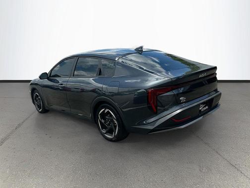 Interstellar Gray 2025 Kia K4 EX
