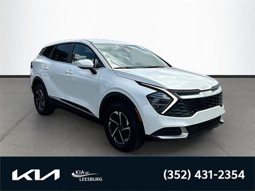 Snow White Pearl 2025 Kia Sportage Hybrid LX