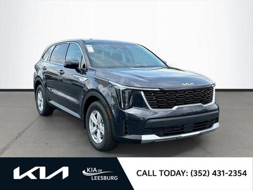 2025 Kia Sorento LX