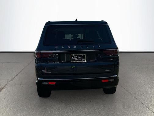 2022 Jeep Wagoneer Series III 4x4