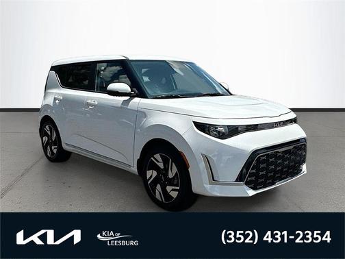 Snow White Pearl 2025 Kia Soul GT-Line