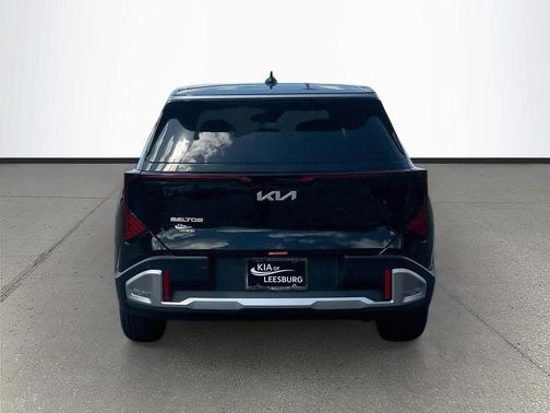 Aurora Blue 2027 Kia Seltos S