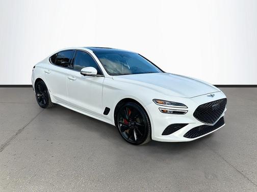 2023 Genesis G70 3.3T RWD