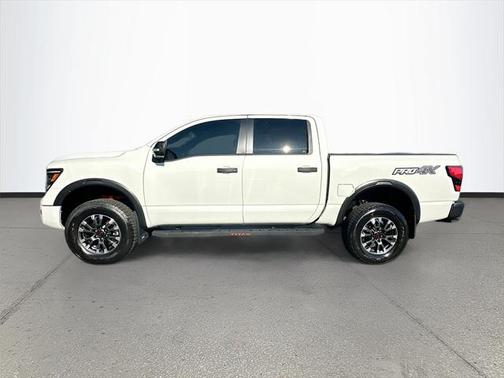 2024 Nissan Titan PRO-4X