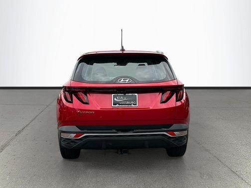 2023 Hyundai TUCSON SE